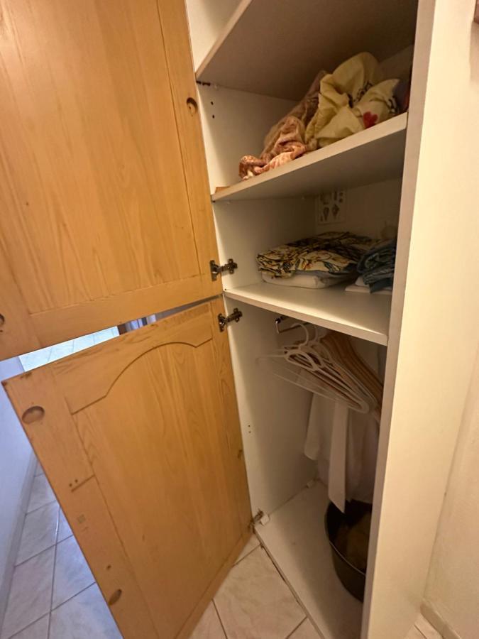 A La Semaine Ou Au Jour / Location Studio Meuble 30M² La Ciotat Ngoại thất bức ảnh